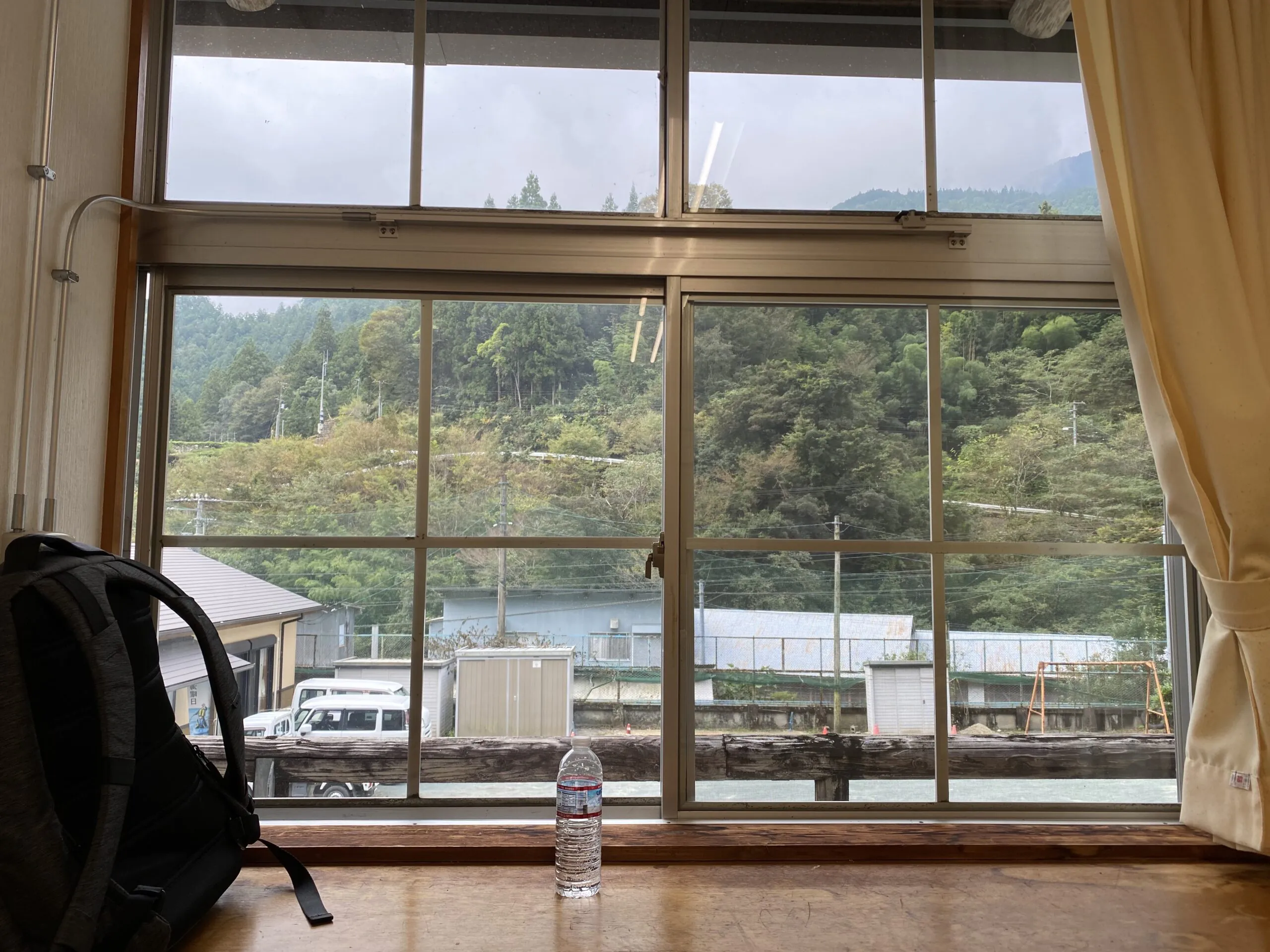 部屋の窓からの眺め